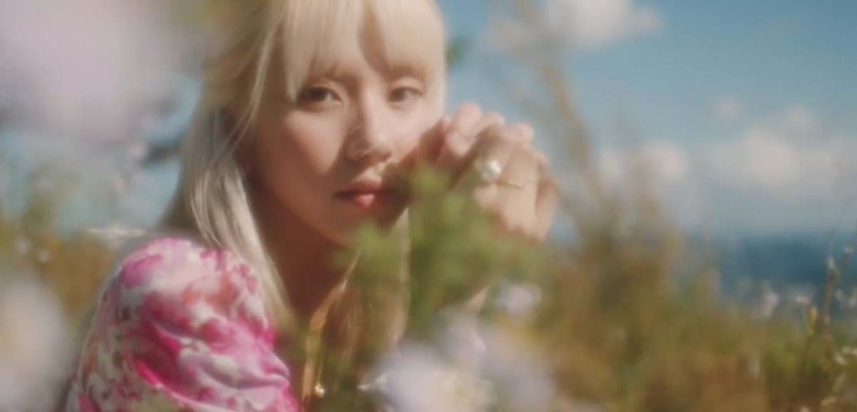 chaeyoungspics's tweet photo. dream girl, son chaeyoung https://t.co/ajVZoNT3NX