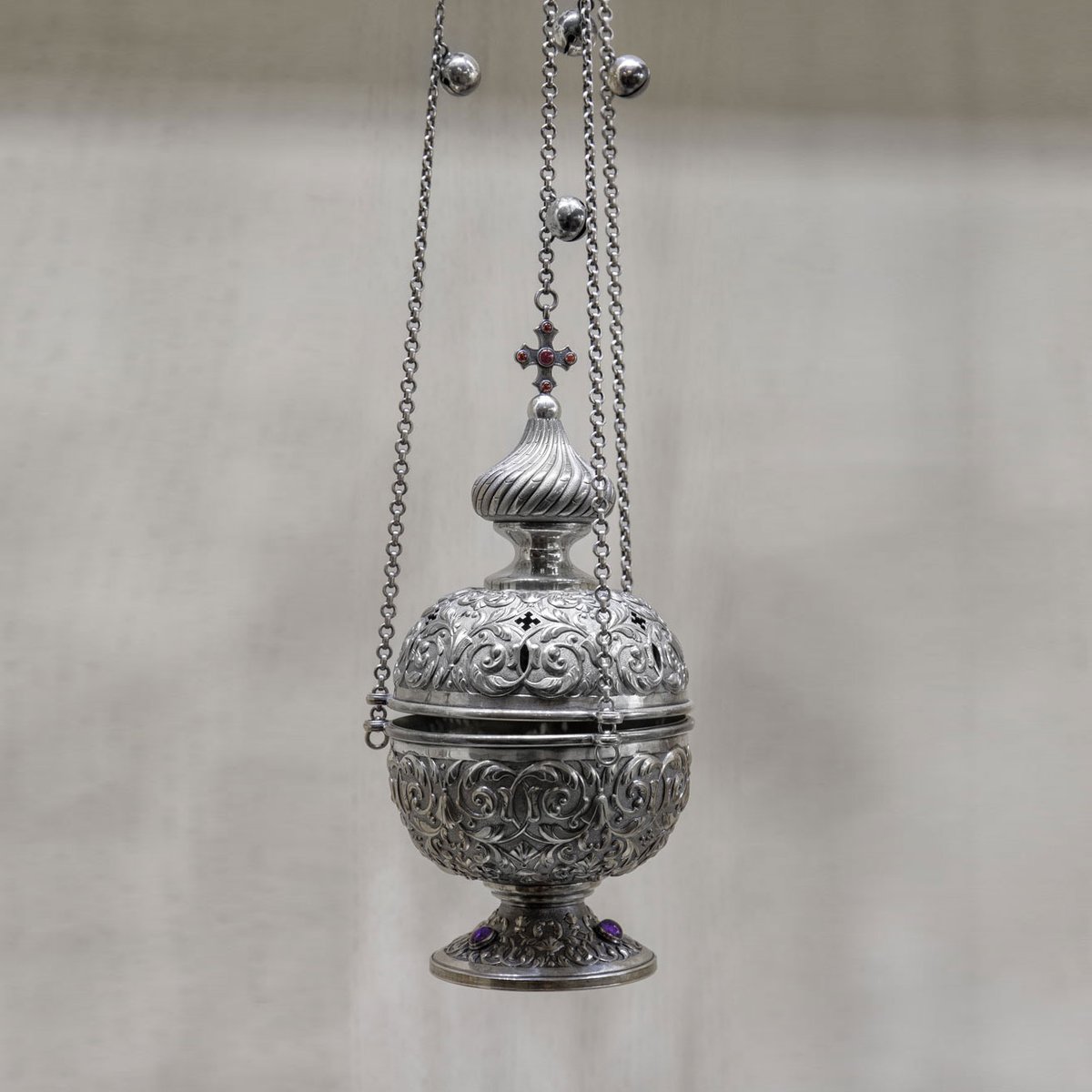 Как называется кадило. 2. Кадило и кадильница. Кадило церковное, каждение. Антикварное кадило серебро 84.