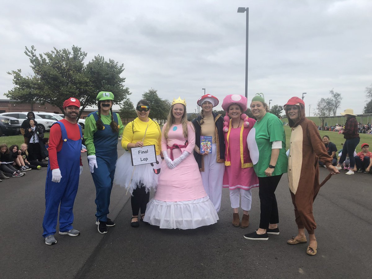 jmitchell5th's tweet photo. Book Character Day!  So much fun!! @camp_station https://t.co/JzdNu78qi2
