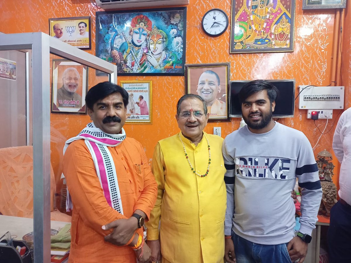 RohitRa03765205's tweet photo. मैनपुरी करहल विधानसभा के पूर्व बसपा प्रत्याशी श्री दलबीर सिंह पाल जी का भाजपा परिवार में बहुत-बहुत स्वागत एवं अभिनंदन साथ में जिलाअध्यक्ष मैनपुरी श्री @PRADEEP_BJPMPI  जी ।
@AlokGuptaMPI @myogiadityanath @bjpkarmveer @RajnikantMahes6 @harnathsinghmp @JilaMainpuri https://t.co/eOSakYQ6R9