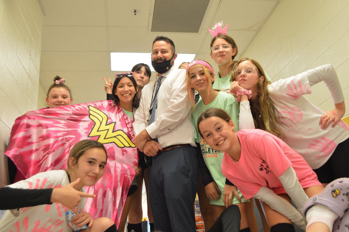 Also, apart of Principal Appreciation Month here is our very own <a href="/jschmidtsisd/">Jason Schmidt</a> supporting our girls during the Pink Out Game! #1heart1Seguin