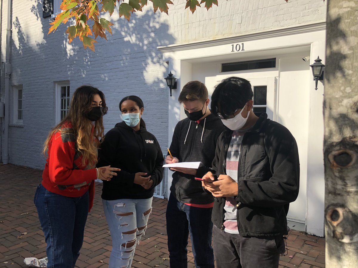 JusticeHS_IB's tweet photo. #IB Geography students collecting data in Old Town Alexandria! Land use and population studies! @JohnLewisHSFCPS @Yikes_its_Sikes @FCPSR3 https://t.co/R0JvlvJKh1