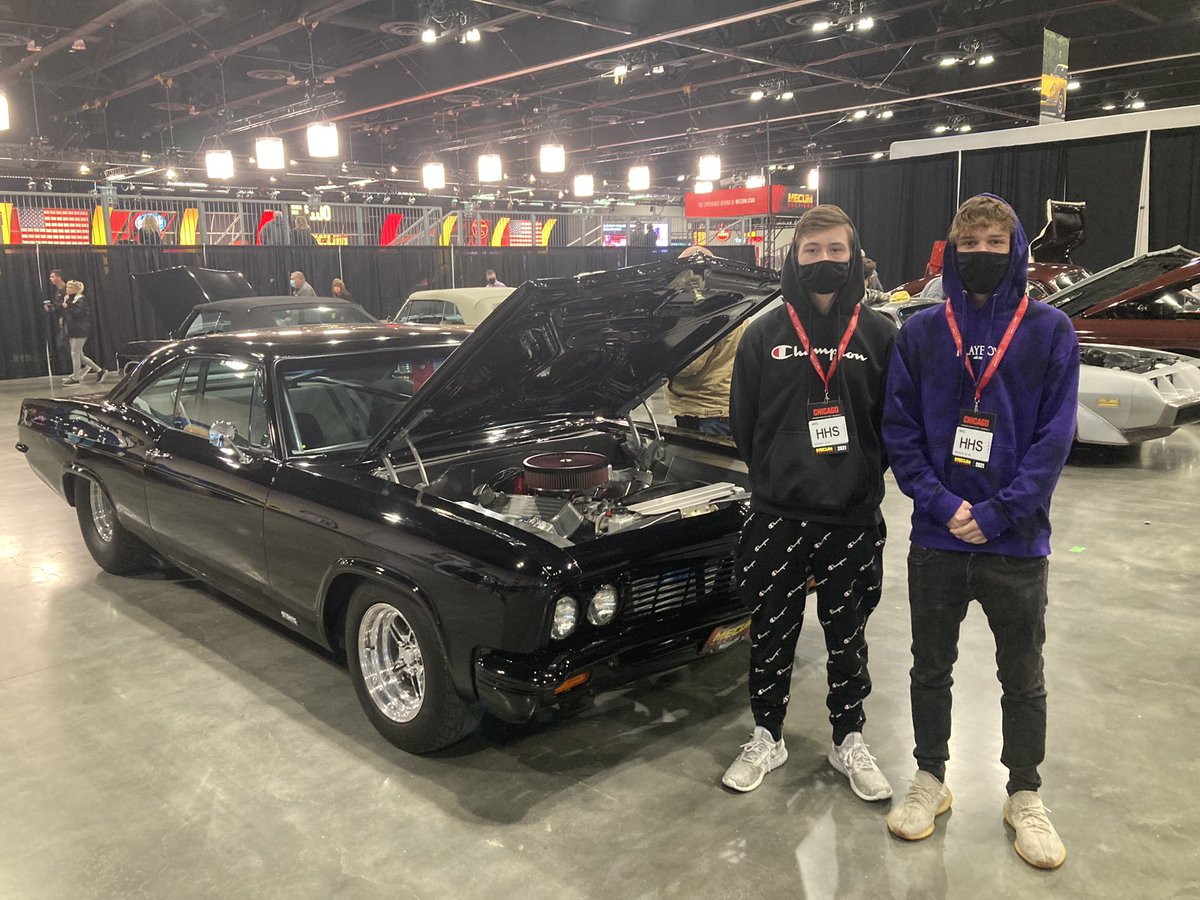 MrDomka's tweet photo. Auto Theory class enjoying Mecum Auctions today for a field trip. https://t.co/tHDMKWxtFw