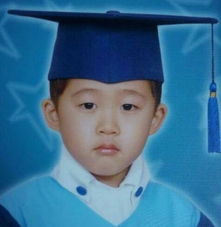 mikojjae131's tweet photo. before this day ended, i wish all the happiness in this world will be yours. you deserves nothing but fortunate, blessedness, mirthfulness and everything goods. happiest birthday to one and only Kim Hanbin ❣️ @shxx131bi131 https://t.co/2R1PfzMLrG