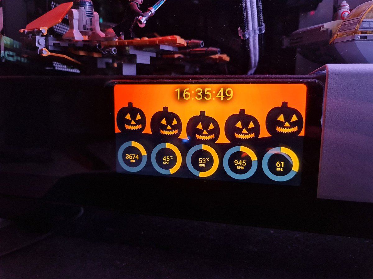 _legalien_'s tweet photo. One more #halloween season with @pitikapp, it gets better every update! https://t.co/Jcr9nWzs0u