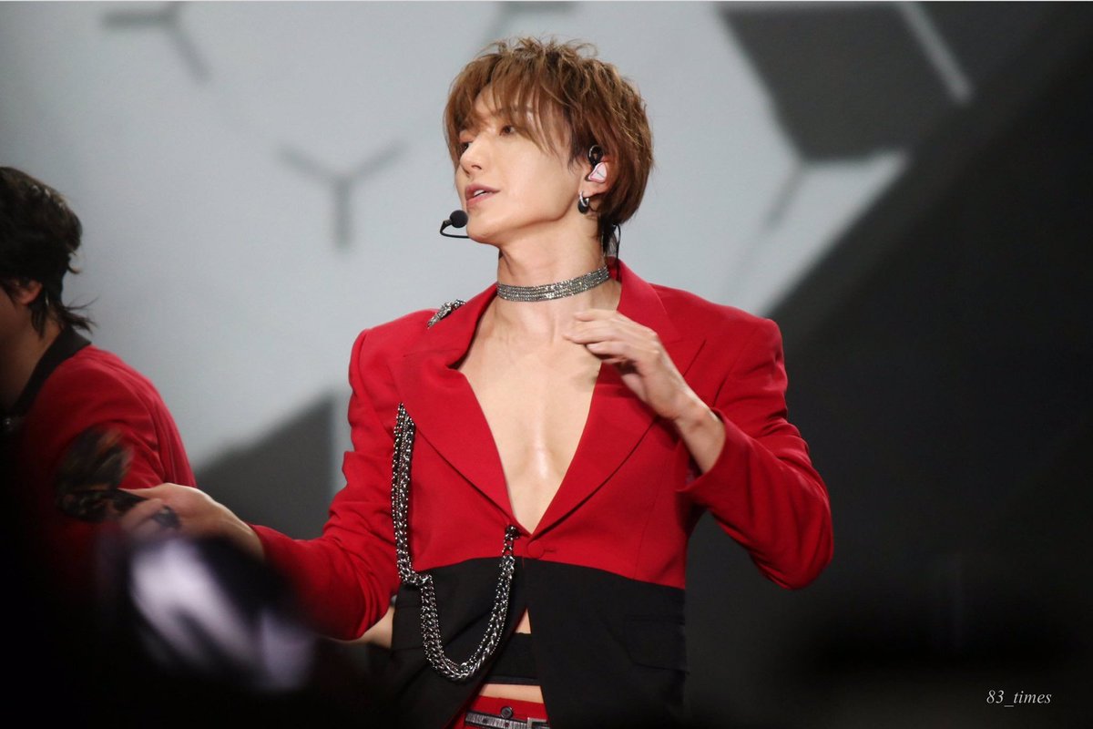 heenimu's tweet photo. excuse me daddy? sorry, daddy? umm daddy? sorry, daddy? sorry- https://t.co/VzrT7gSAkE