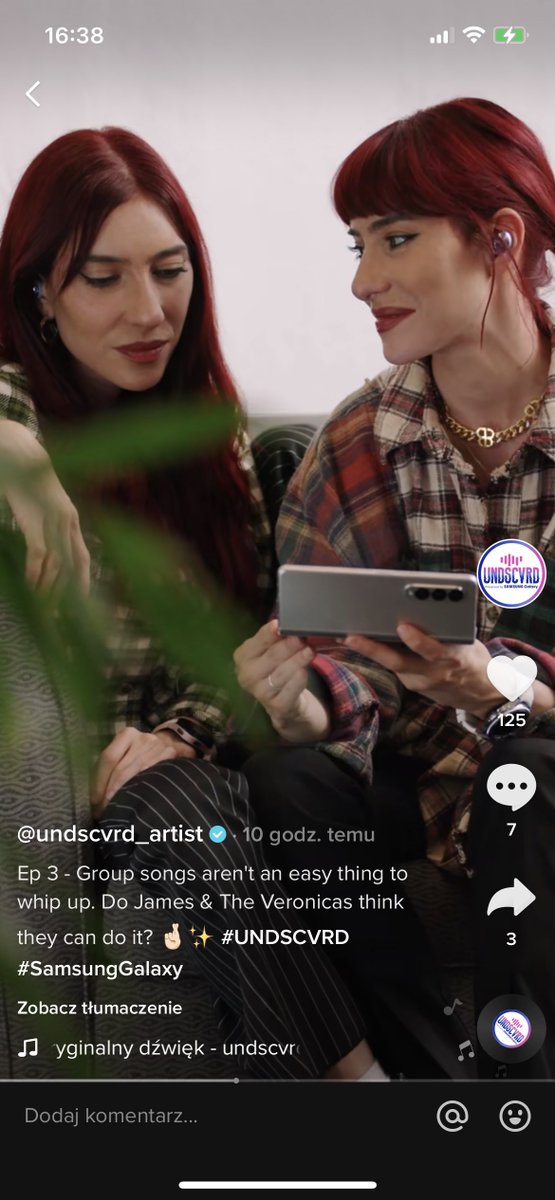 VeronicasPoland's tweet photo. Odcinek 2. Tik Tikowego show #UNDSCVRD z @TheVeronicas odbył się niestety bez udziału bliźniaczek. 

Na szczęście w 3. możemy już je zobaczyć! Miłego oglądania.

🎥 https://t.co/RLwGZOZi8A https://t.co/w3JG5r3FEE