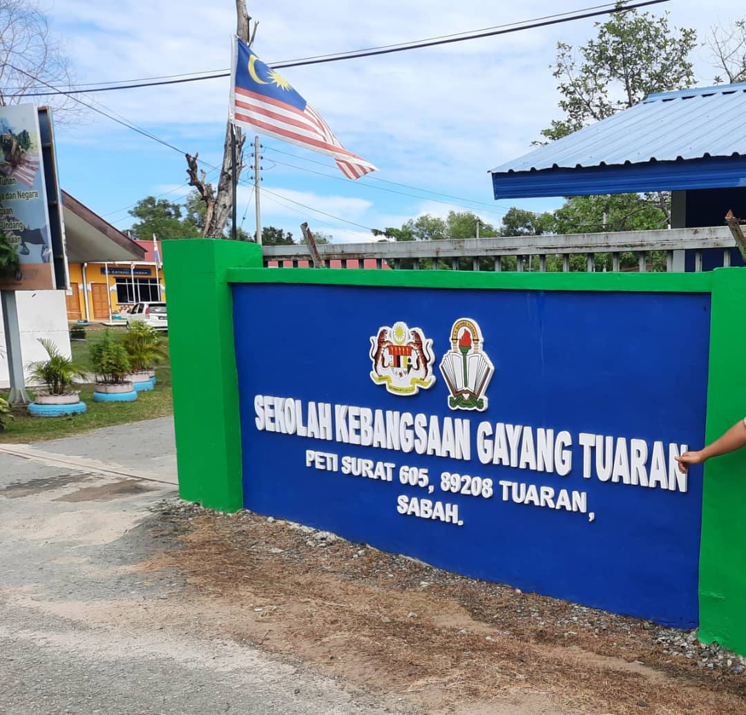 BPP1_CKP_JKR's tweet photo. Lawatan dan pemeriksaan pihak HOPT BPP1, CKP bersama HODT, PPD Tuaran dan JPN Sabah ke tapak cadangan bangunan gantian penuh SK Gayang, Tuaran, Sabah.
@JKRMalaysia 
@CKP_JKR https://t.co/2v9TgVqSkH