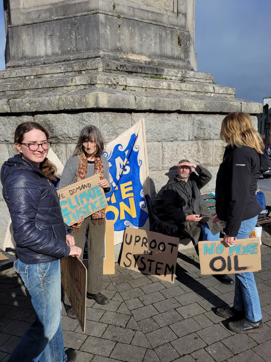 FeelBetterEve's tweet photo. Some pics and vids from the Octagon, Westport, Co Mayo, Ireland for today's Global Climate Strike

@FFF_Mayo 

#climatestrike, #schoolstrike4climate  #UprootTheSystem https://t.co/AuRo41tuMh