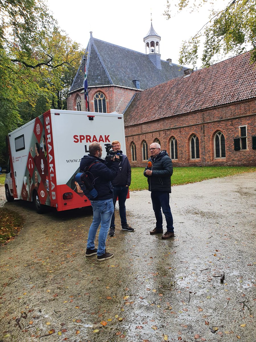 BarteldsMartijn's tweet photo. Interview met @rtvnoord over ons @SLG_UG @FacultyofArtsUG @univgroningen onderzoek naar inclusieve spraaktechnologie en spraakarticulatie met #SPRAAKLAB in het prachtige @kloosterterapel

https://t.co/iOiNl07zH3 https://t.co/XO0aJVmVTF