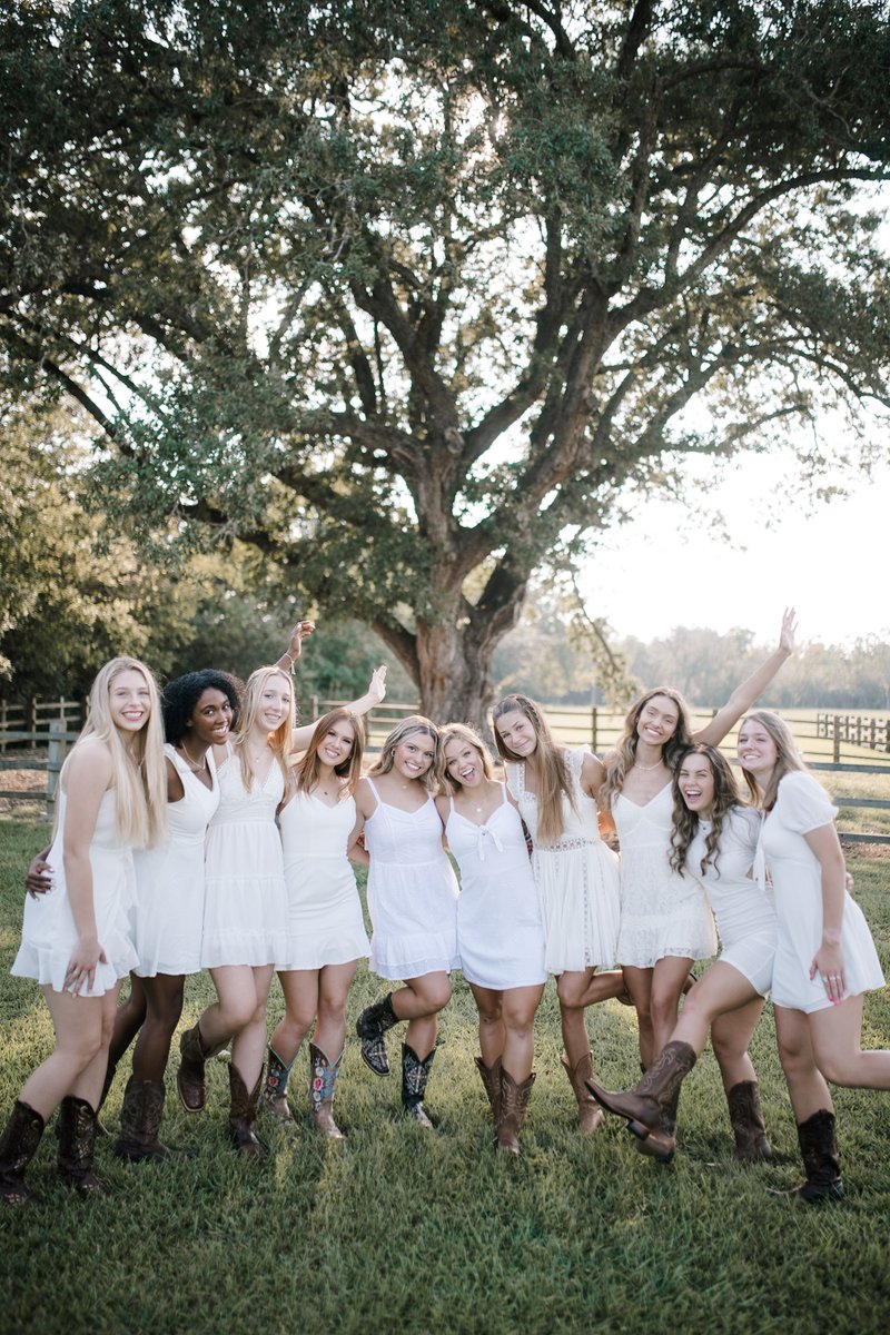 CSHSVolleyball's tweet photo. Come out tonight to celebrate this great group of seniors in their last home match of their HS career against Dickinson tonight. Game starts at 6, but we will celebrate them before the match starts. https://t.co/jOmlvYwYqA