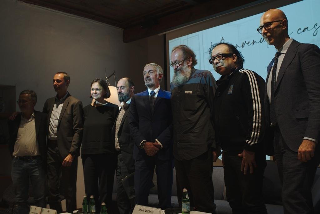 ItalyinMEX's tweet photo. Algunas fotos de la inauguración de la exhibición “Diseño con sabor italiano” #IDD #italiandesignday
🗓21-24/10 en la sede del @iicmessico de 10:00 a 19:00 horas.
#Italia #italiandesign #smeg #technogym #magis #arper #beghelli #interiordesign #diseño #interiores #ItaliaQuéGusto https://t.co/XxdPeM1gEP