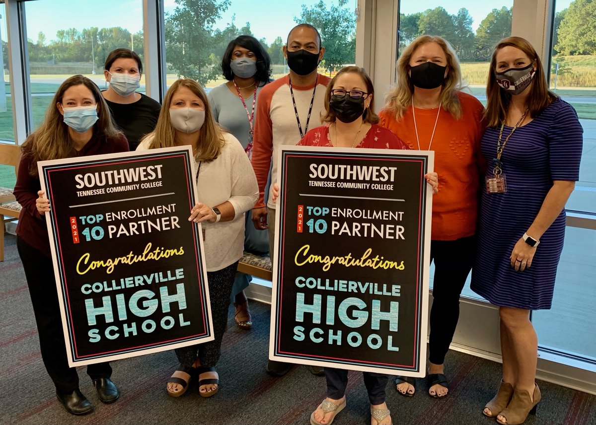 SouthwestTN's tweet photo. Congrats to @CHSDragons, a Top 10 Enrollment Partner with Southwest among area high schools in the number of graduating seniors to enroll at Southwest this fall! Special thanks to Principal Roger Jones, III, and all the counselors and administration!  #saluqiproud #saluqination https://t.co/rYeIcFofBu