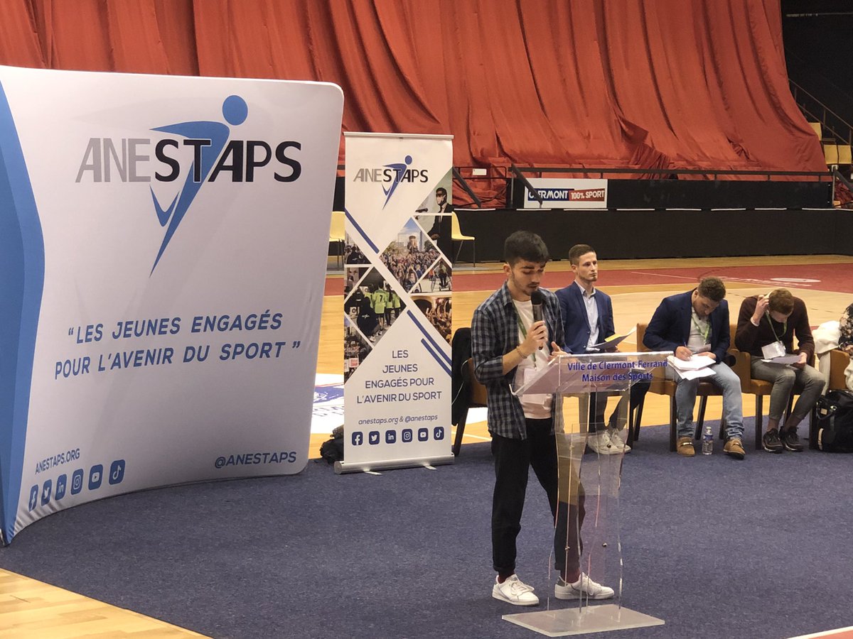 ANESTAPS's tweet photo. [ #ÉDUCATHON 🏋️]

L’heure est venue pour les participants à l’ÉDUCATHON de restituer leurs propositions 💡

📕 Elles seront ensuite éditées au sein d’un livrable à destination des professionnels et acteurs du #sport et de la #santé https://t.co/bzMDj6H3xH