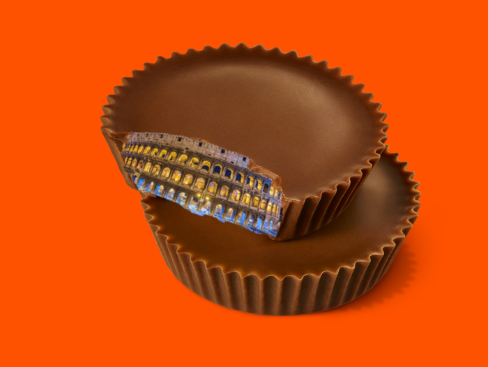 LouisianaSCL's tweet photo. Parents, be sure to check your kid's Halloween candy. We just found the whole Colosseum in a Reese's Cup! smh. 
--

Happy Halloween from the Spooky sCary skeLetons of LSCL! https://t.co/KJkZQb8cxT