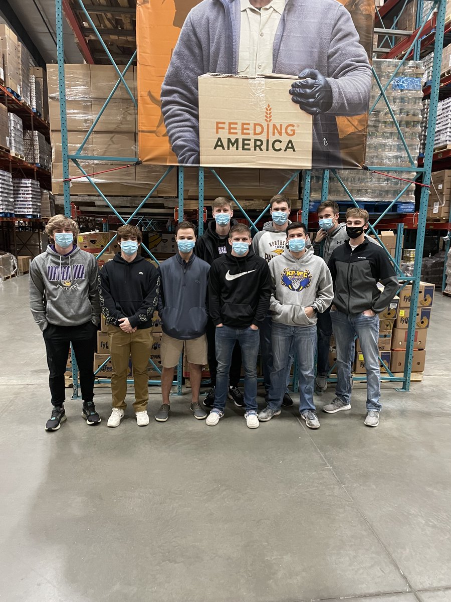 Thank you to everyone that volunteered at the Northeast Iowa Food Bank! It was great helping a non-profit organization like this one provide food for others in the community.
<a href="/NEIFB/">Northeast Iowa Food Bank</a>  #unibusiness
