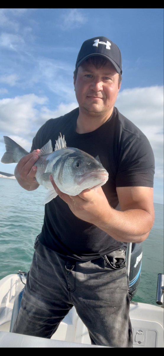 The Amputee Angler tweet media