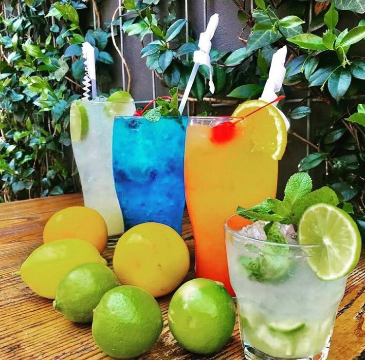 #FridayFeeling Buy 1 get 1 FREE! 🍹

Get your double cocktails this afternoon...

Doors open from 12pm. See you later! 😉

#LonelyHeartsClubMelville #LonelyTogether #LonelyCocktails #LonelyWeekends #johannesburg #cocktails #cocktailspecial #local #jozi #drinks #buy1get1free