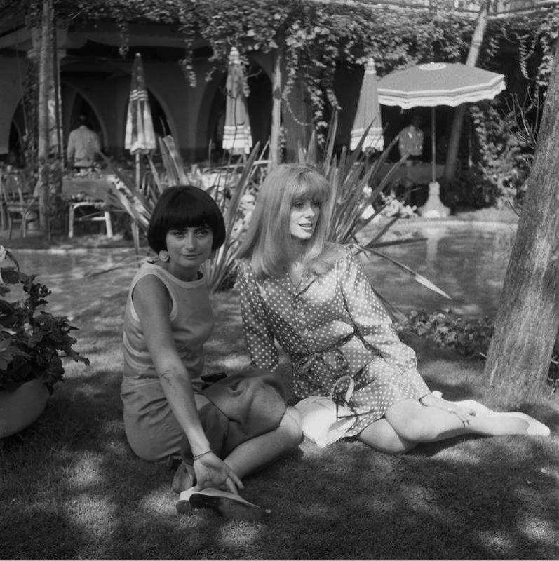 AlbertGalera's tweet photo. Varda &amp; Deneuve. https://t.co/yCQIEFc77j