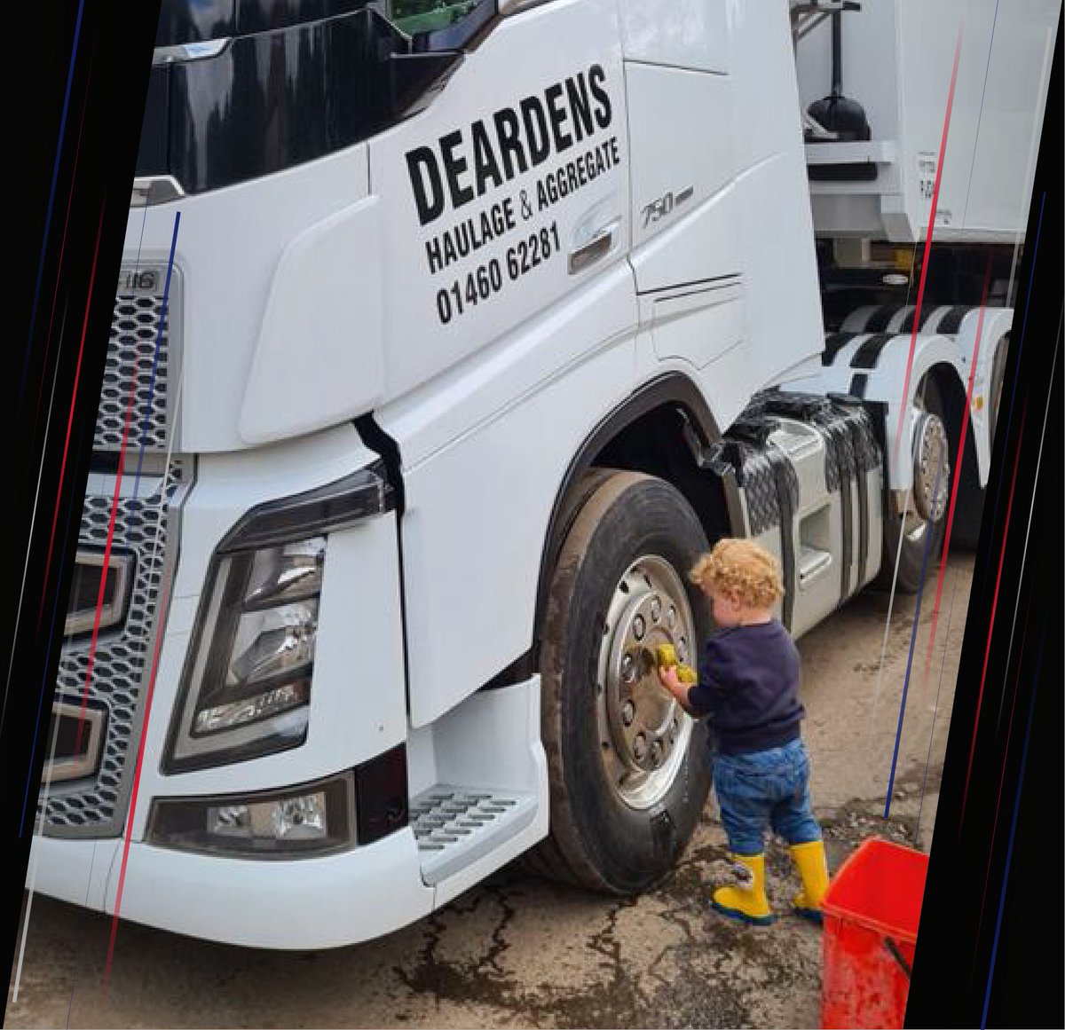 melanietiley's tweet photo. @braintumourrsch are delighted to have the support of @DeardensHaulage and the @RHANews for #LovetheLorryWeek they will be @tescochard on Saturday 30th October so come along and say hello! https://t.co/j8tdGAH99I