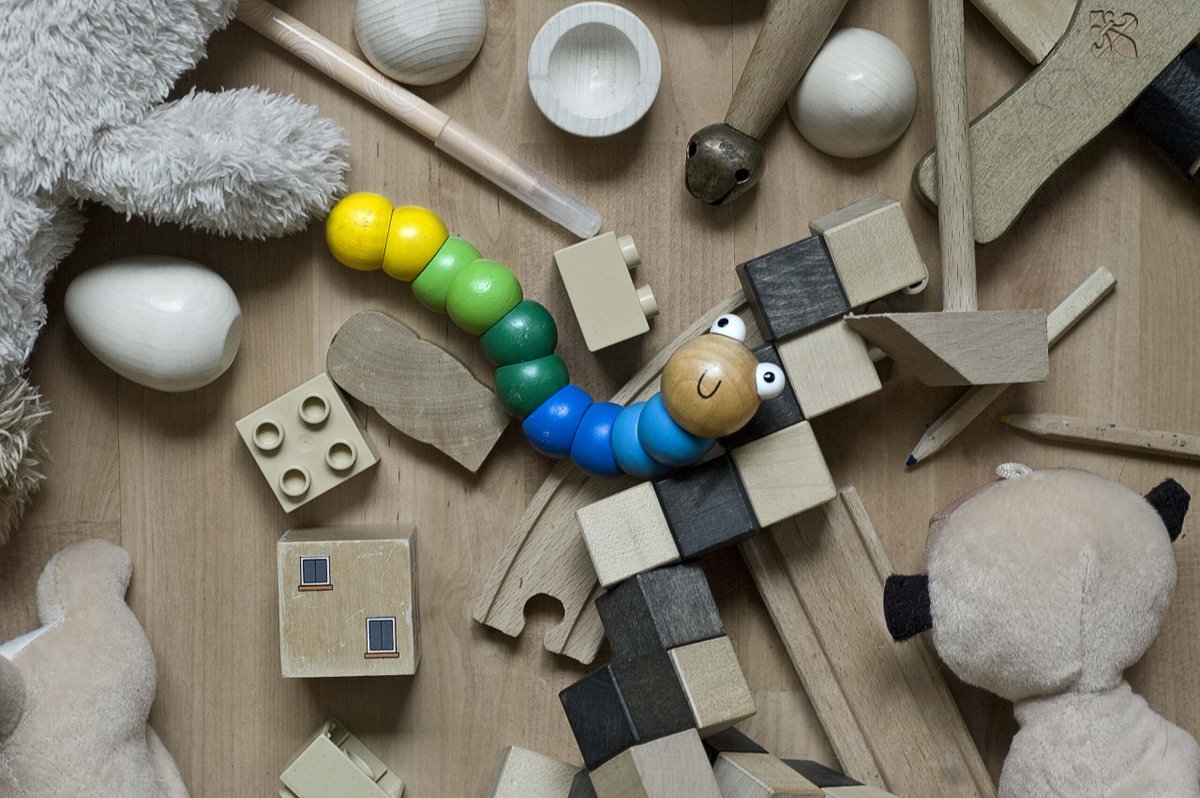 DolleMoeder's tweet photo. Mogen meisjes nog wel meisjes zijn? En moeten jongens nu verplicht met poppen spelen? Mag je je kind nog wel gewoon Henk of Marietje noemen? Kom meelezen!
#genderneutraal  #opvoeden #inclusief #regenboog

https://t.co/sFKLKkQymR https://t.co/EDrBCWj5IX