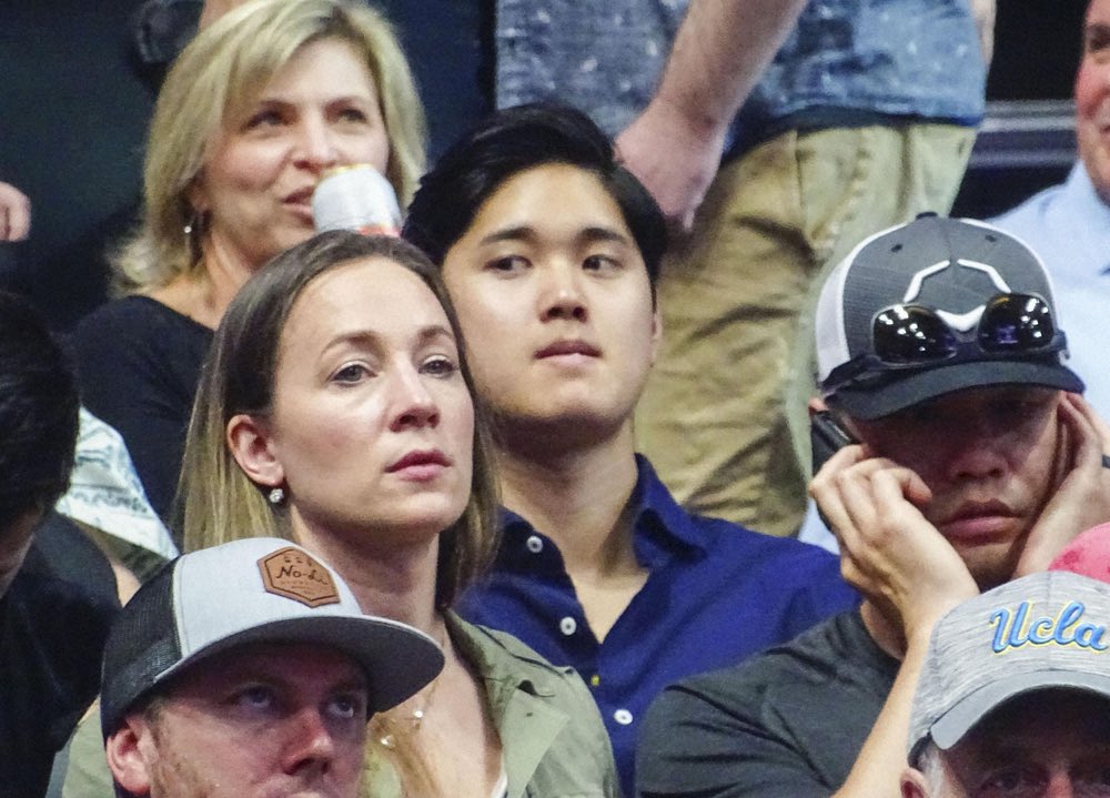 shodoingthings's tweet image. shohei ohtani attending a march madness game between gonzaga university and texas tech university