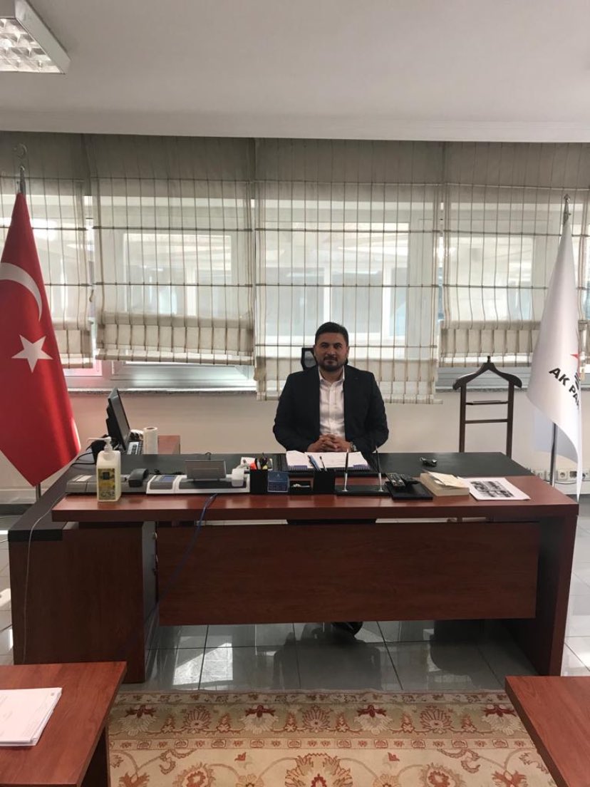 ABBAKGrup's tweet photo. Ankara Büyükşehir Belediyesi
AK Parti Grubunda, bugün nöbetçi  Meclis Üyemiz Sn. Harun Öztürk.

Büyükşehir Meclis üyelerimiz Grup Nöbetinde, hemşehrilerimizin hizmetindeyiz https://t.co/0OklofcTOT