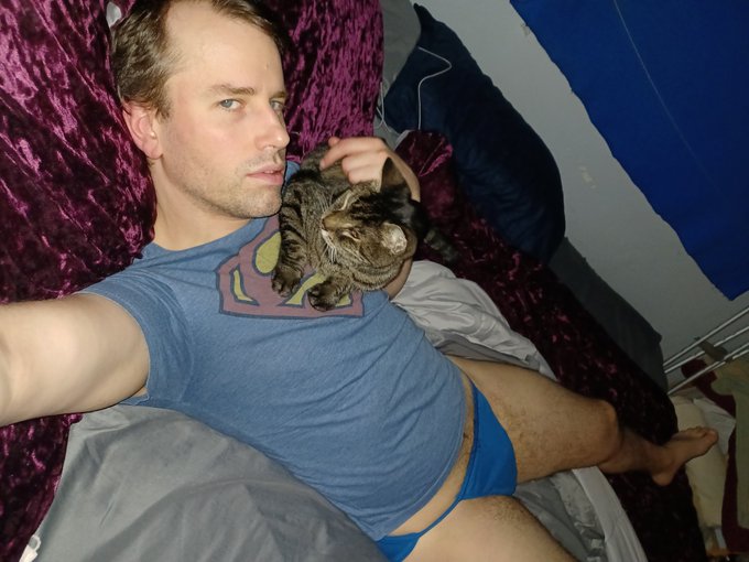 Mr Gus watching Dune with me :3 https://t.co/F9QfXTVNSp<a href="/tag/newprofilepic"class="tags"><span>#newprofilepic</span></a>