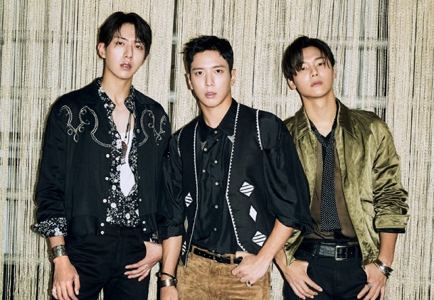 allkpop's tweet photo. CNBLUE come back with "Love Cut" on 'Music Bank'!
https://t.co/oLHaNRocEk https://t.co/DJTIBcpwuZ