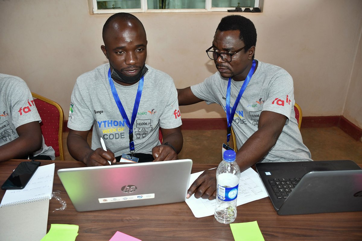 Malawi Data Science Bootcamp tweet media