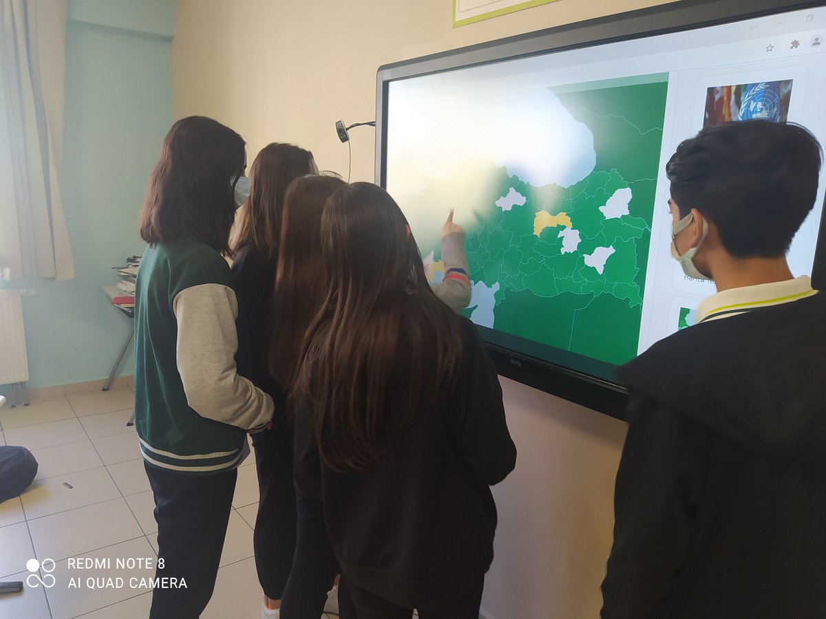 9.siniflarla harita bilgimizi seterra oynayarak pekiştiriyoruz🥰💯 <a href="/DogaOkullari/">Doğa Koleji</a>  <a href="/EnisEryaman/">Enis Eryaman</a>  <a href="/muratyos/">murat yöş</a> <a href="/ilkay04cakir/">İlkay Çakır</a> <a href="/BskOztrk81/">Başak Öztürk</a>