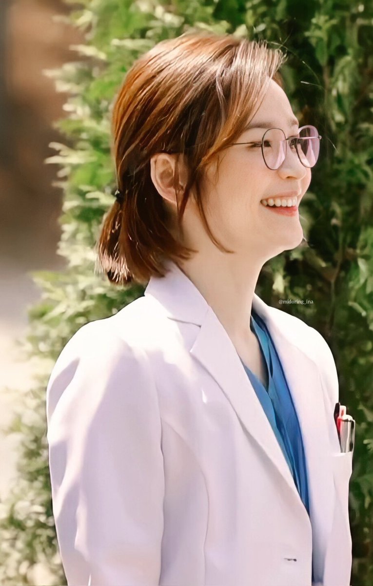 Ringringies_INA's tweet photo. Chae Songhwa Gyousunim👩⚕️
#Midoring #JeonMiDo #Midoring_ina #midonation #midonation_ina https://t.co/7dxBpePEyw