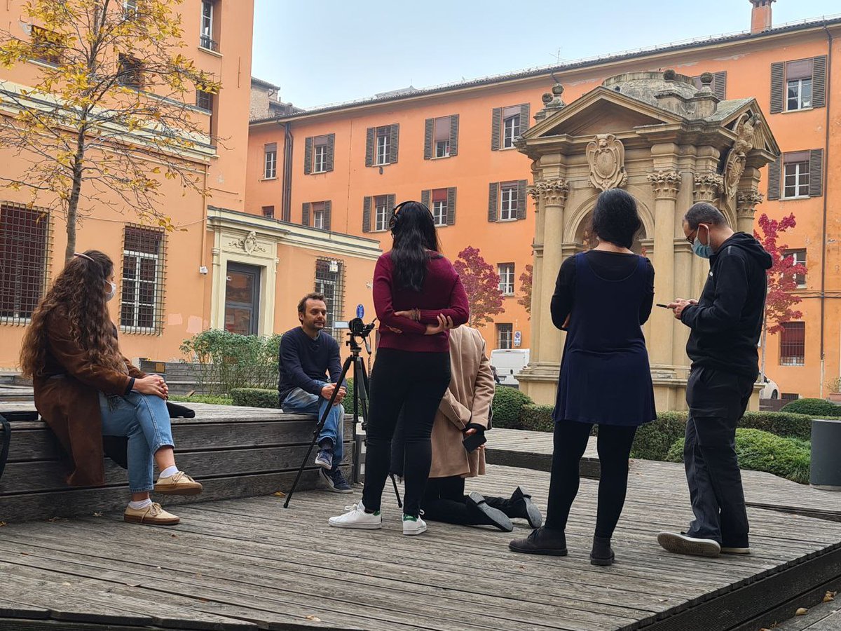 Oggi abbiamo raccontato l'esperienza Social street ai bravissimi ragazzi di <a href="/FlashGiovani/">Network FlashGiovani</a> del <a href="/comunebologna/">Comune di Bologna</a> <a href="/bastiani77/">federico bastiani</a>
Presto novità 😎

#socialstreet