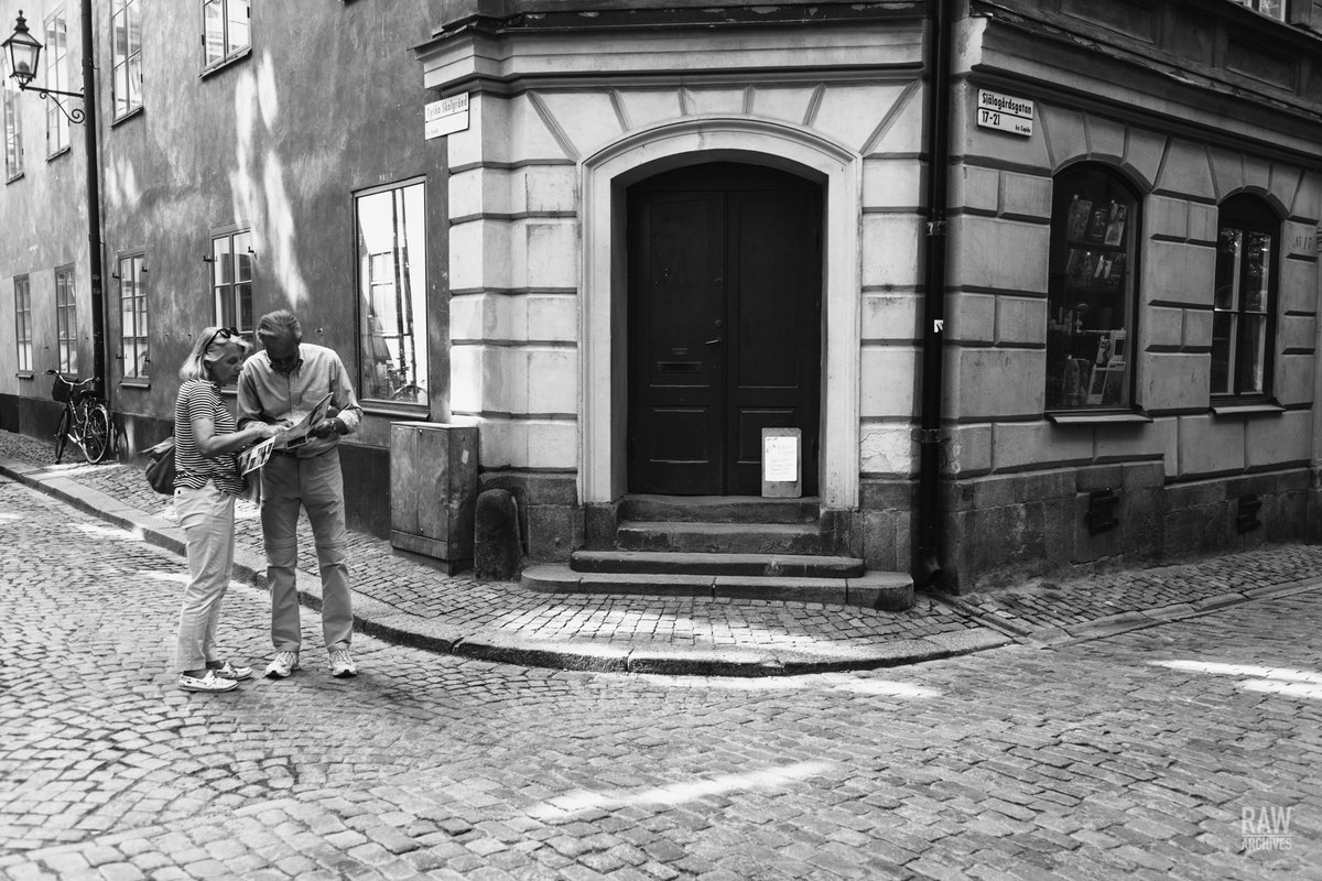 raw_archives's tweet photo. #Throwback : when tourists were a daily sighting in Old Town, #Stockholm 

#pandemic #Covid_19
#wanderlust https://t.co/H7EjohG9S9