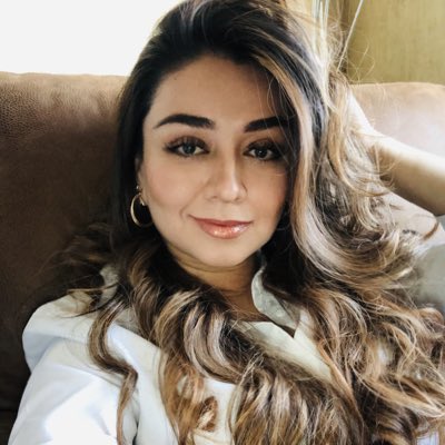 JACKELINNET's tweet photo. #NuevaFotoDePerfil https://t.co/Uh8pTGyR7a
