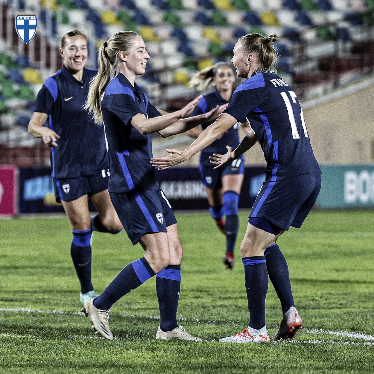 HelmaritFI's tweet photo. 𝐊𝐮𝐯𝐚𝐤𝐨𝐨𝐬𝐭𝐞 I 🇬🇪🆚🇫🇮 | Vakuuttava voitto Tbilisistä upeiden Suomi-fanien edessä! Tiistaina jatketaan Olympiastadionilla Irlantia vastaan ja entistä kovemmalla kannustuksella! 𝐎𝐈 𝐒𝐔𝐎𝐌𝐈 𝐎𝐍! 

📸: Jyri Sulander

#Helmarit #GEOFIN #FIFAWWC #MeOlemmeSuomi https://t.co/UAtb6HBlSO