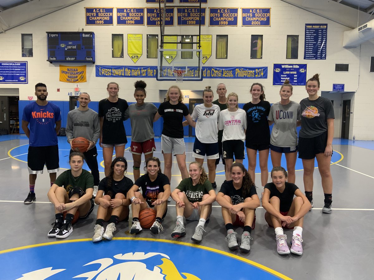 ushoops's tweet photo. Thanks to coaches from @IvyLeague @A10WBB @necWb who made the trip last night to see #OpenGyms
Not easy during the season.
Next week's schedule of HS #OpenGyms will be out soon...stay tuned
Meanwhile, students back to "HOOPS" for serious training Sat & Sun
⚒️🧱🧱#WeWorkingHere https://t.co/YZCn6mulyx