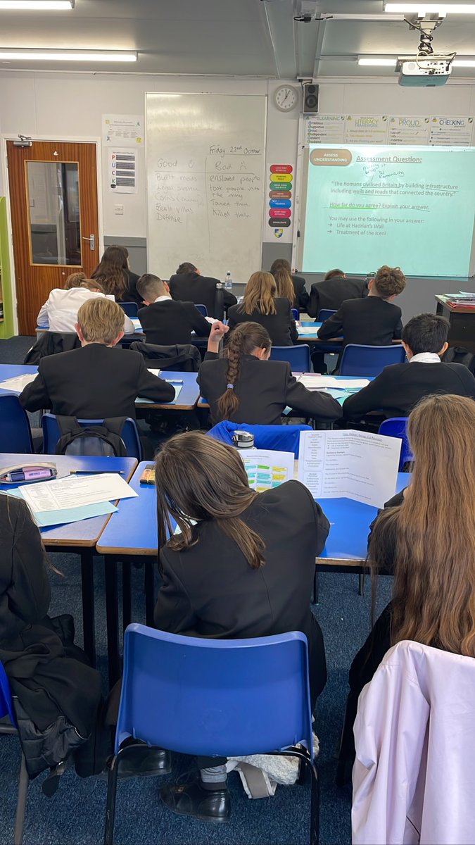 kbarlowHistory's tweet photo. Super focussed today on their first big assessment in history looking at did the Romans civilise Britain. Amazing how these students take anything we throw at them and work so hard! #PROUD #teamheanor @MrsWainwright3 @mrslaurawagg https://t.co/BROV3jYgVe