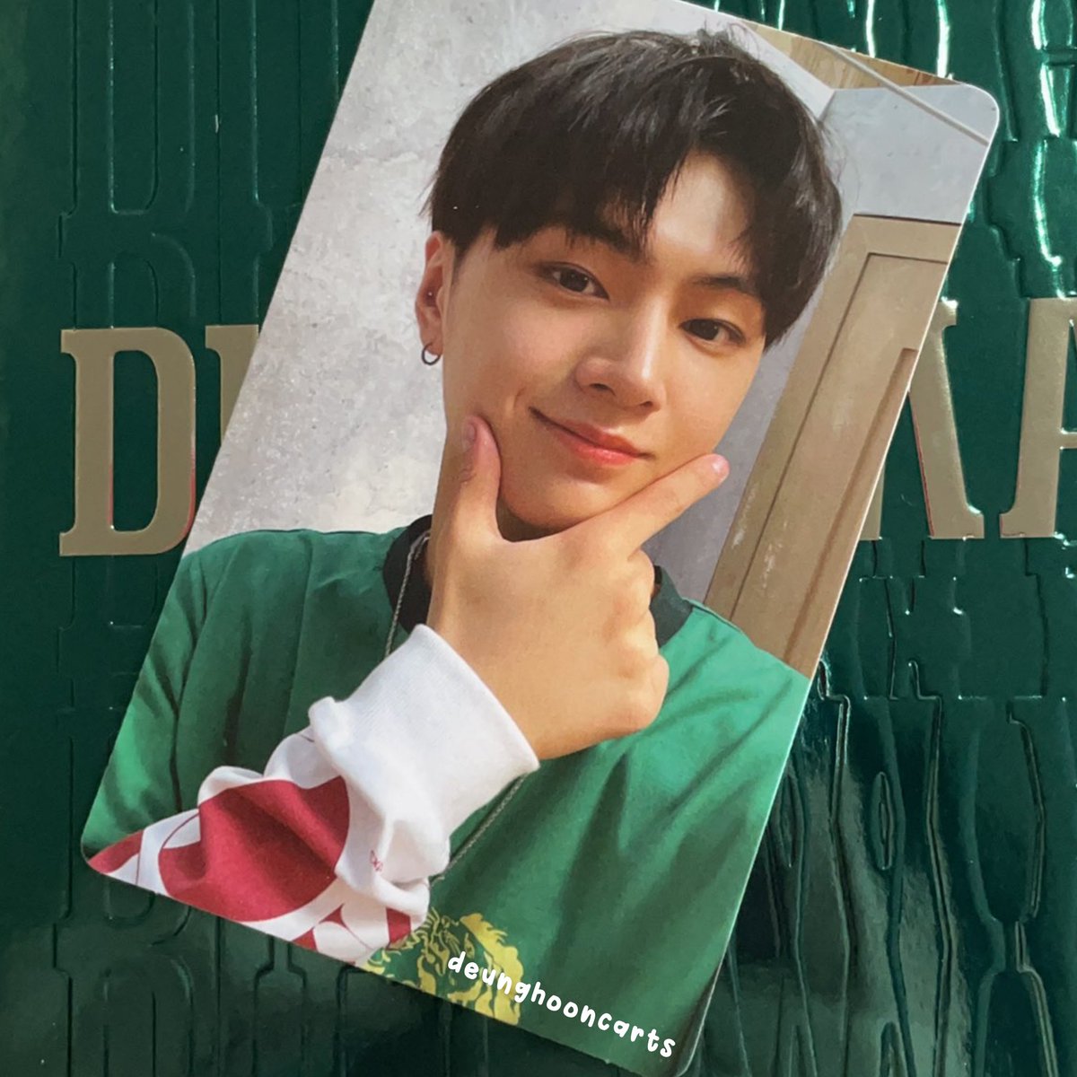 deunghooncarts's tweet photo. ꒰ wtt / lft ꒱

— bought essential ver. tingi @byhaneulph and i got this pcs! i will open them for trade!

have: ni-ki, sunoo and jay charybdis essential ver.
want: any sunghoon essential ver pc

— pcs are stbo this coming week!
— dm me your offers <3 https://t.co/lCxqpGdWlF