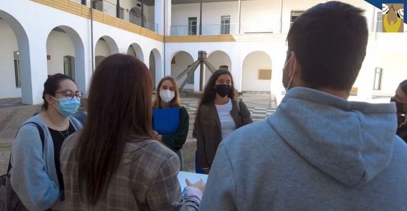 defeetce's tweet photo. Hace unos días estuvimos en la recepción de estudiantes de nuevo ingreso de la @feetceuta, una gran ocasión para informar de nuestras funciones, actividades y animar a los estudiantes de colaborar con nosotros.
Os dejamos algunas fotos del encuentro✨ https://t.co/RDW12Cha90