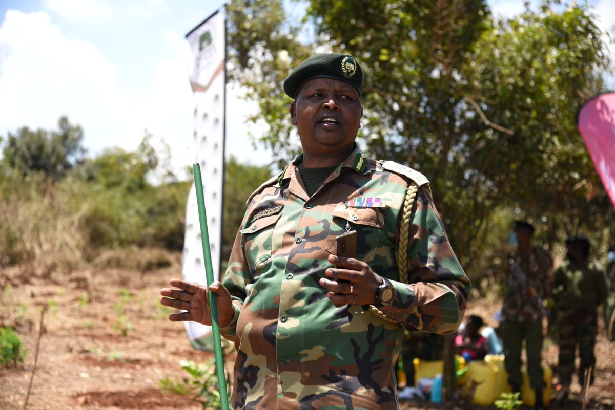 KRACare's tweet photo. Our staff were educated on the various types of trees as well the importance and need to conserve forests and the environment at large. Their efforts were celebrated and were called upon to continue in conservation activities. #Taxpayersmonth2021 #ProjectGoGreen #ClimateAction https://t.co/GO5kRas0Ri