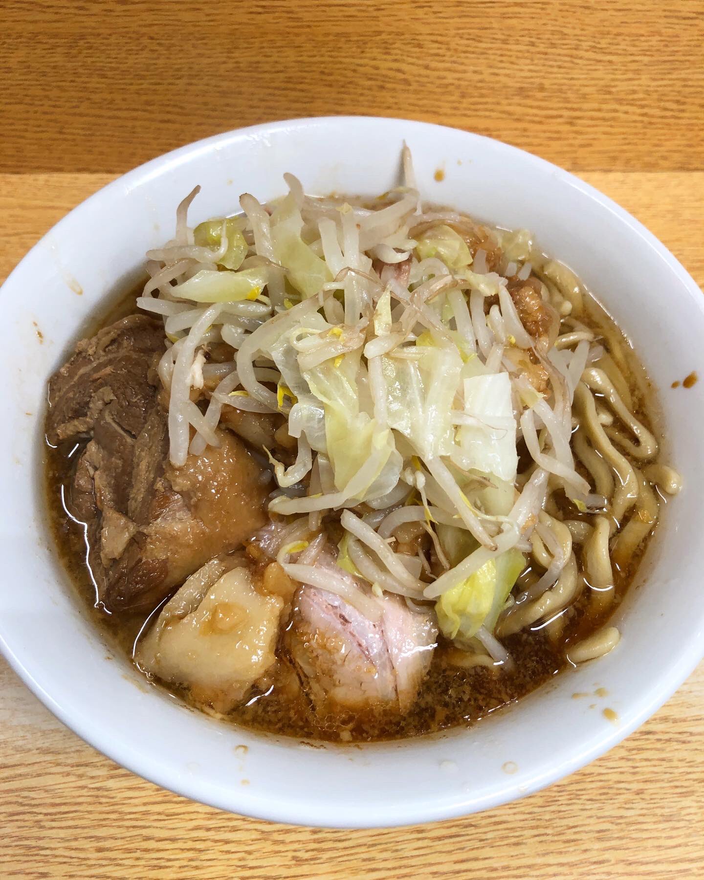 キイソ ラーメン二郎 環七新新代田 ラーメン麺少なめアブラ 熱々の濃厚スープとプルプルアブラが素晴らしい 美味すぎる アメブロを投稿しました ラーメン二郎 環七新新代田 ラーメン二郎環七新新代田 ラーメン二郎 T Co 1l4ljibmqu