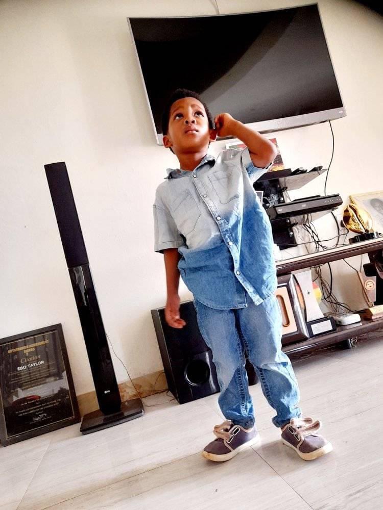Happy birthday to my dear son.
Thank God for this awesome gift !!!
#taylormade #royxtaylor . Big ups lil-roy Chino 🎉🎂❤️🎁🎉