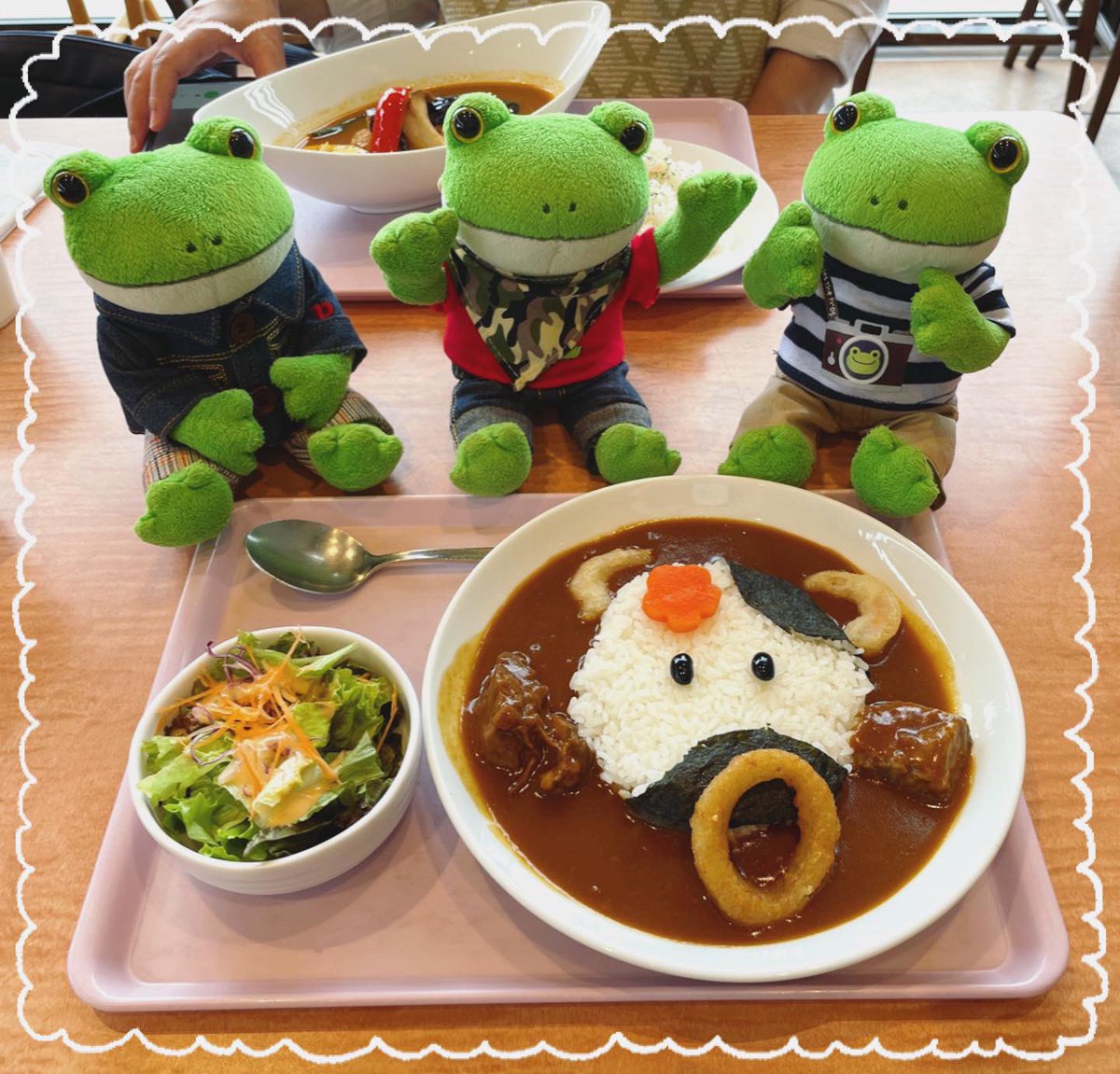 gichorabbit's tweet photo. 🐸先日モ〜カレー🍛を食べてきたケロよ❤️お目目ウルウルで可愛い😍❤️

#モーカレー #マザー牧場 #コポー #ぬい撮り https://t.co/edyfr7AcvO