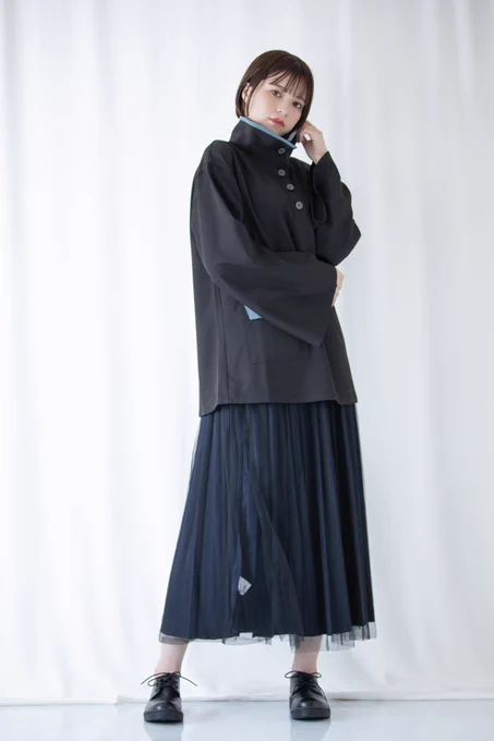 hitoiki × konoco
コラボでお洋服作りました🍁

可愛いので何度でも見て欲しい
大好きな襟立てハイネックのトップスです。
ユニセックスなので男女問わず着て下さい。
ベージュと黒っていう合わせやすい神2色ですよろしくお願いします🦋

▼Check
https://t.co/0MCnUnXEZT 