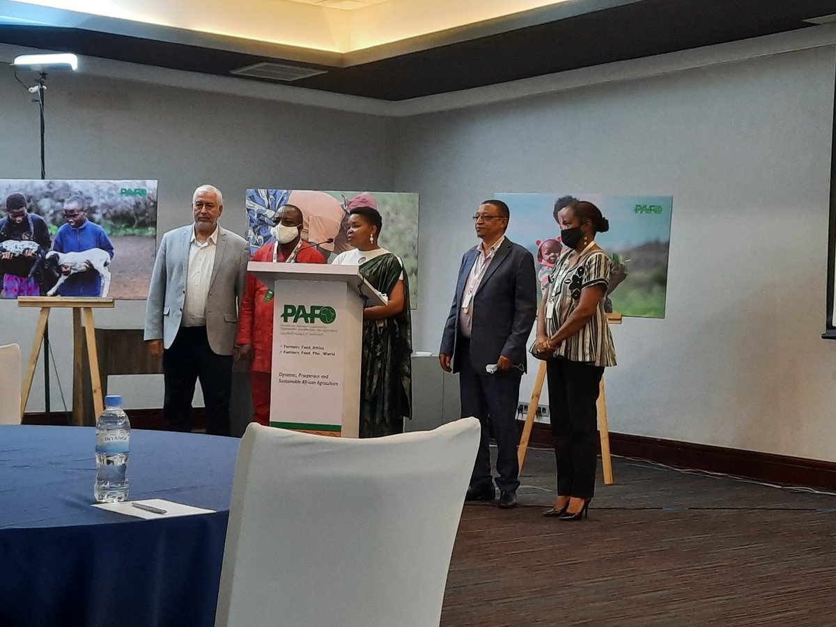 paulhategeka801's tweet photo. All presenters appreciate the contribution of farmers to Africa development. https://t.co/GVlU0lkEBX