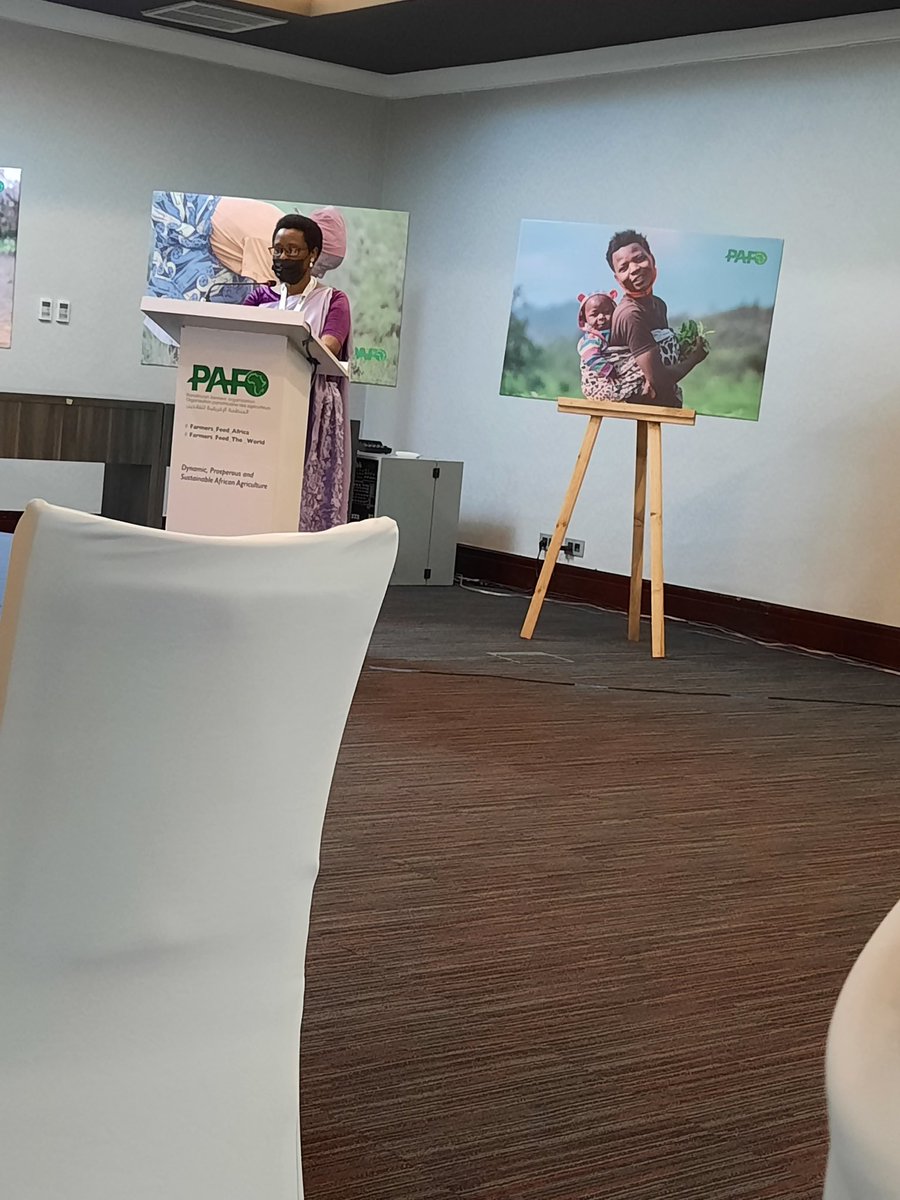 paulhategeka801's tweet photo. All presenters appreciate the contribution of farmers to Africa development. https://t.co/GVlU0lkEBX
