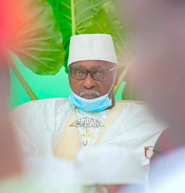 sopejamil's tweet photo. Jummah Mubarak 🕌
Al Khalifa, l'incarnation du culte de la vérité et de la droiture morale 😍 
Covid-19, Zéro cas après le Maouloud ♥ Ñu doli ñaane 🤲📿 doli fagaru 😷😷 https://t.co/9VvJ93gg00