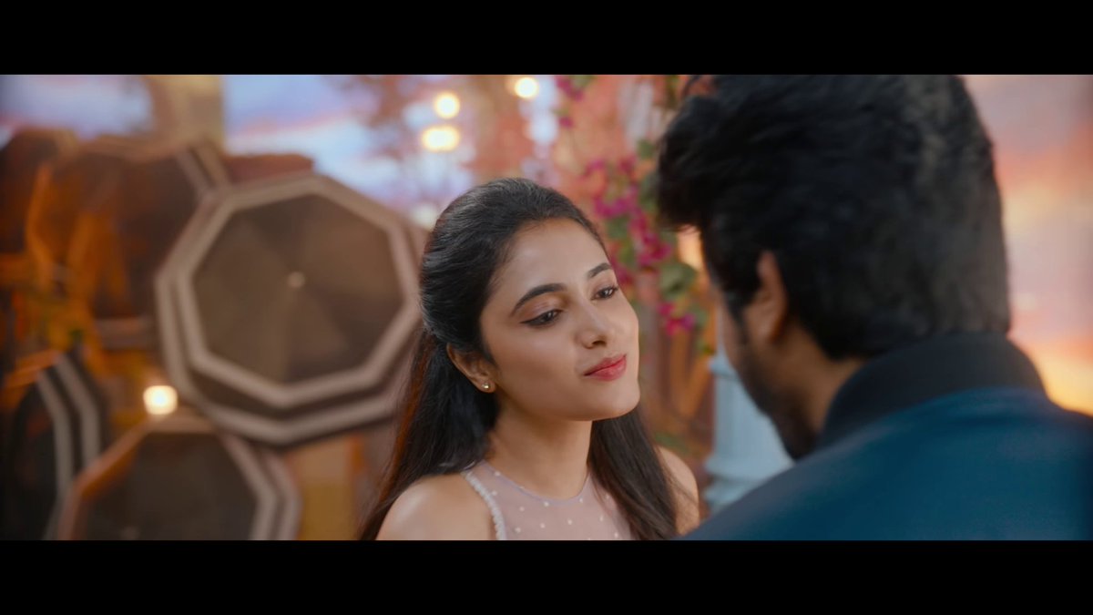 Mukka_Stool's tweet photo. Dp cp nalla iruka 😍❤️..

#ChellamaVideoSong https://t.co/coedczTHk9