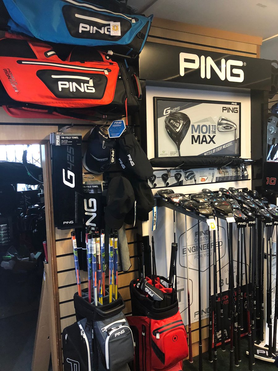 Carmarthen Golf Club & Driving Range tweet media